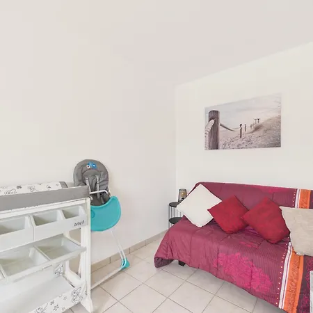Semesterbostad Agreable Maison Avec Terrasse 500 M - 4p *