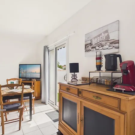 Agreable Maison Avec Terrasse 500 M - 4p サンティレール・ド・リエ