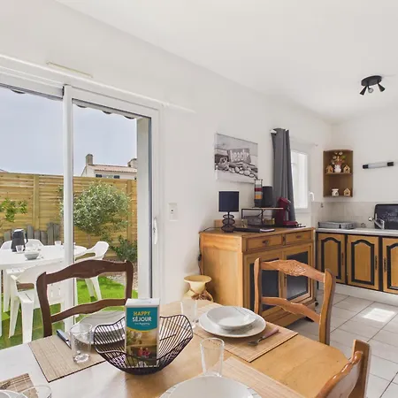 別荘 Agreable Maison Avec Terrasse 500 M - 4p *