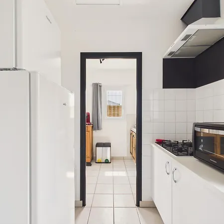 別荘 Agreable Maison Avec Terrasse 500 M - 4p