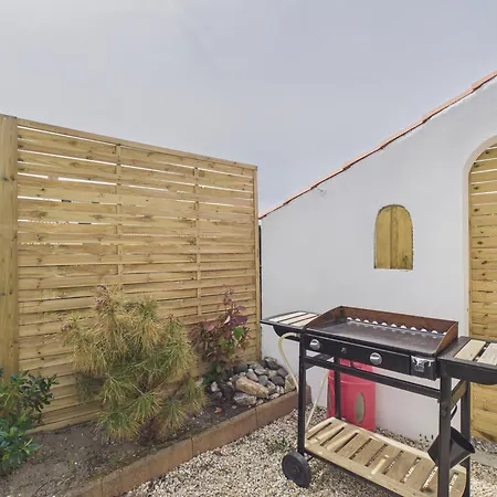 Agreable Maison Avec Terrasse 500 M - 4p * サンティレール・ド・リエ